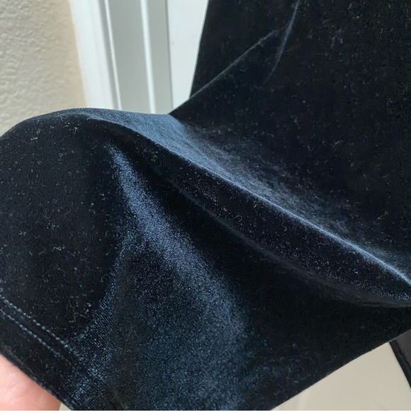 Street Flower Velour Black Midi Skirt with Side Slits Lace Trim and Bow - Picture 6 of 6